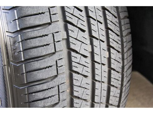 Used 2024 Ford Edge Titanium image 30