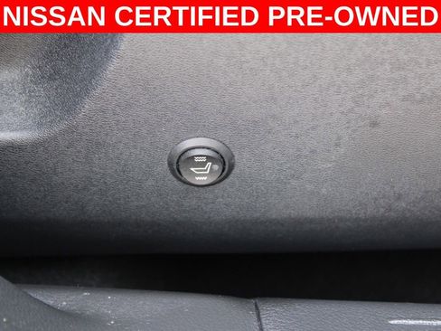 Certified 2022 Nissan Rogue SV image 23