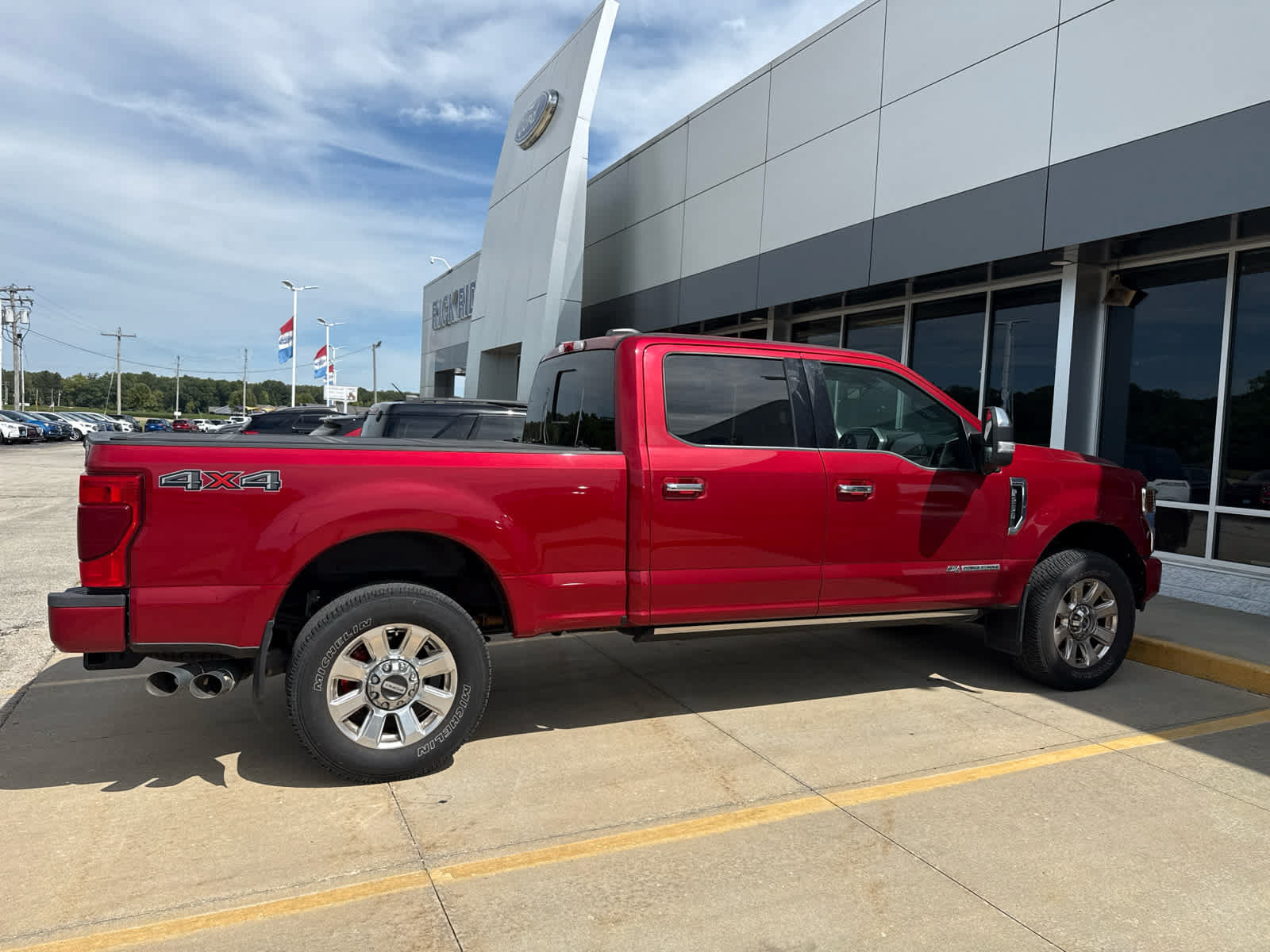 Used 2022 Ford F250 Platinum AWD/4WD image 4