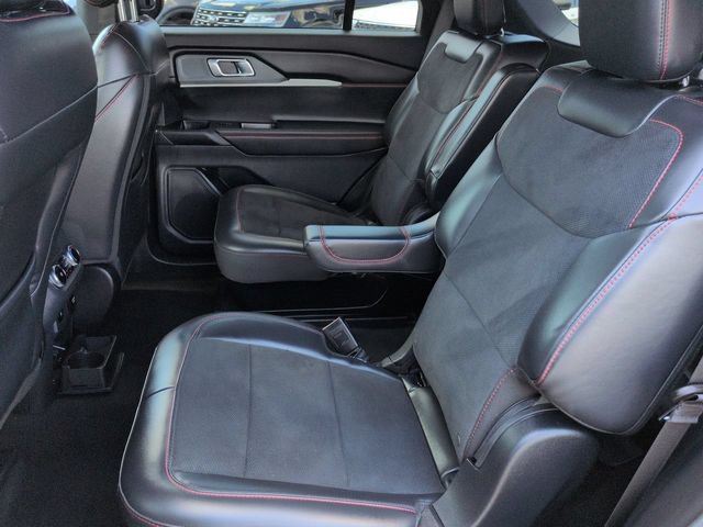 Used 2026 Ford Explorer ST RWD image 14