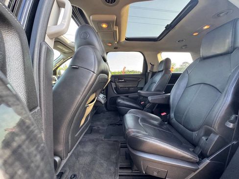 Used 2017 GMC Acadia Limited SLT AWD/4WD image 17