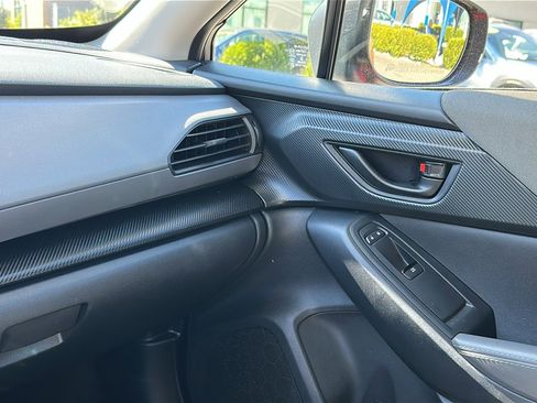 Used 2024 Subaru Crosstrek 2.0i Premium image 22