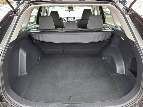 Certified 2024 Toyota RAV4 XLE image 28