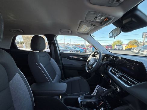 New 2026 Chevrolet TrailBlazer LT image 15