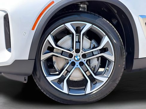 New 2026 BMW X5 sDrive40i w/ Climate Comfort Package RWD image 27