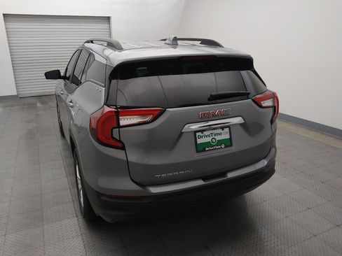 Used 2023 GMC Terrain SLE w/ Driver Convenience Package FWD image 6