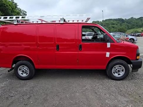 New 2025 GMC Savana 2500 w/ Driver Convenience Package image 7