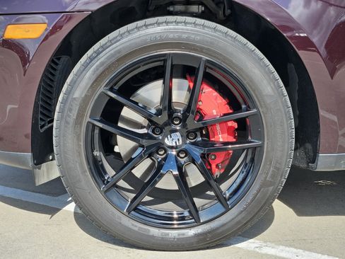 Certified 2024 Porsche Macan S image 14