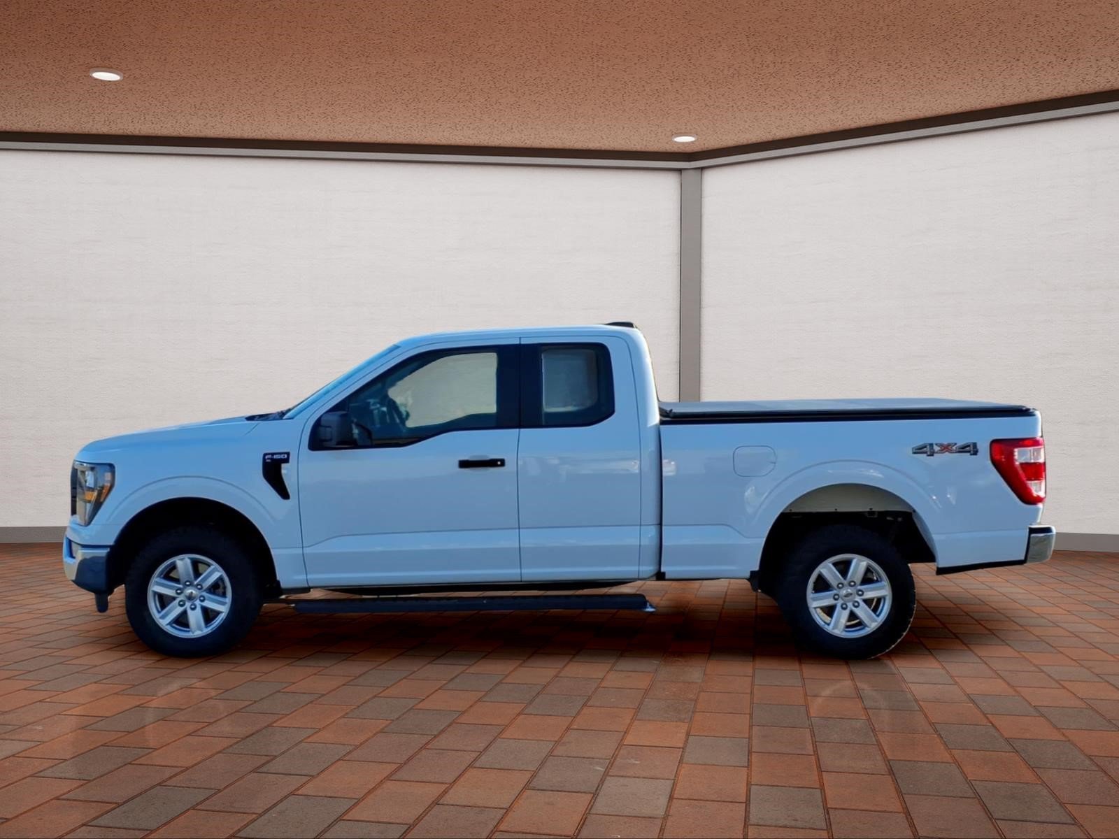 Used 2023 Ford F150 XL w/ XL Chrome Appearance Package AWD/4WD image 4