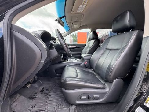 Used 2014 Nissan Pathfinder SL AWD/4WD image 10