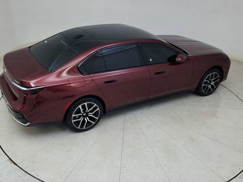Used 2025 BMW 740i image 89