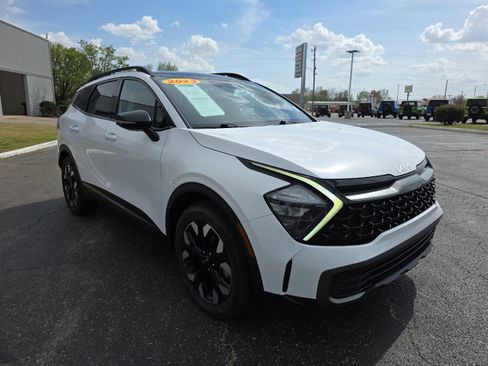 Used 2023 Kia Sportage X-Line w/ X-Line Premium Package AWD/4WD image 4