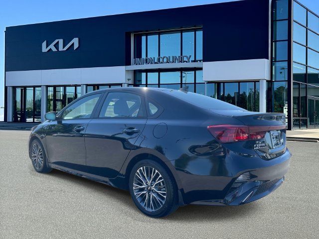 Certified 2024 Kia Forte GT-Line FWD image 4