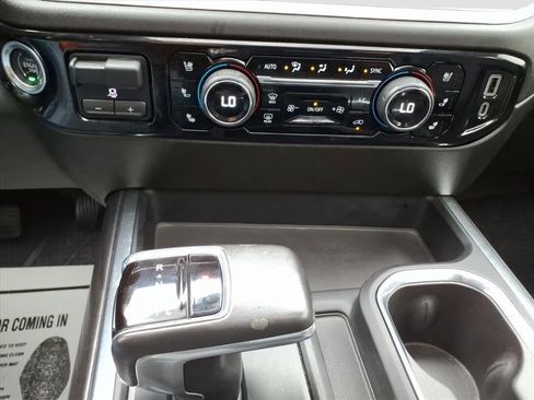 Used 2022 Chevrolet Silverado 1500 LTZ w/ LTZ Convenience Package II image 25