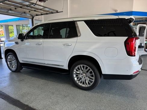 Used 2025 GMC Yukon Elevation w/ LPO, Floor Liner Package AWD/4WD image 5