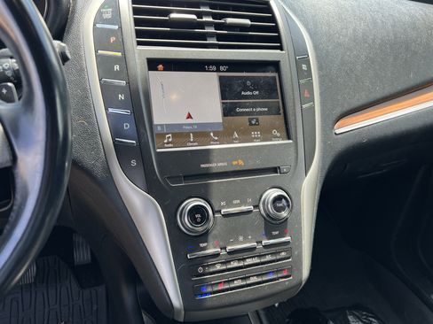 Used 2018 Lincoln MKC Reserve w/ Lincoln MKC Climate Package AWD/4WD image 18