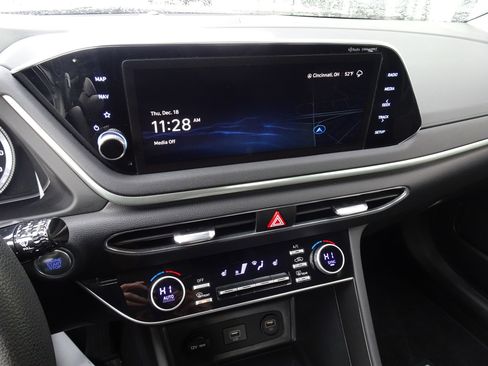 Used 2023 Hyundai Sonata SEL image 17