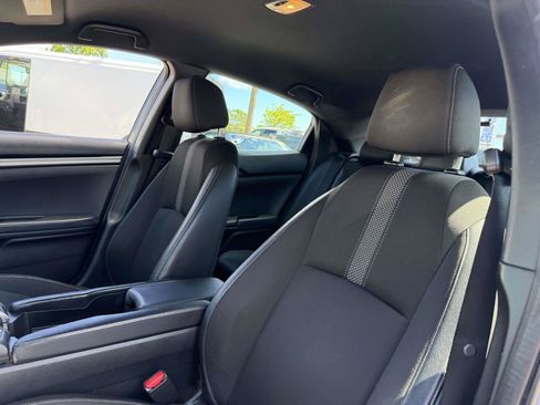 Used 2020 Honda Civic Sport image 9