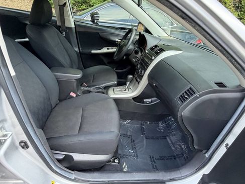 Used 2010 Toyota Corolla S FWD image 16