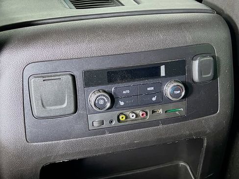 Used 2016 Chevrolet Suburban LTZ AWD/4WD image 26