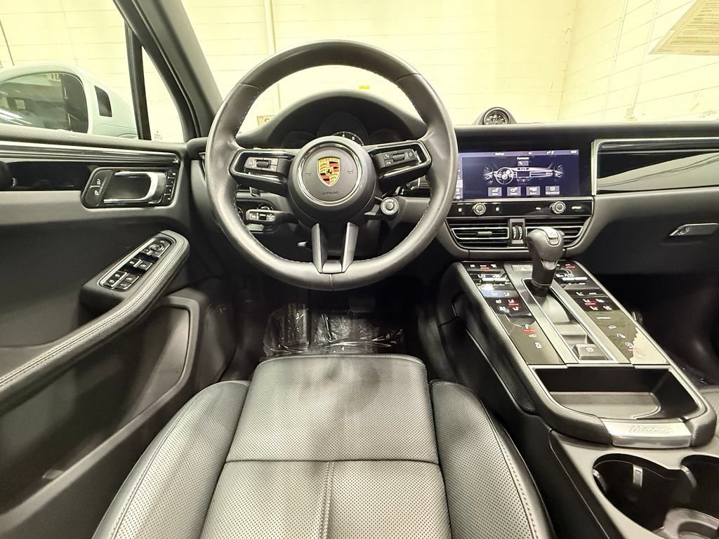 Used 2024 Porsche Macan S AWD/4WD image 41