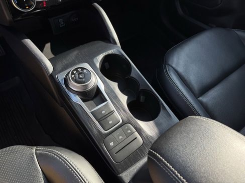 Used 2022 Ford Escape Titanium w/ Class II Trailer Tow Package image 20