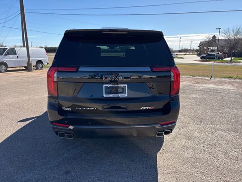 New 2026 GMC Yukon AT4 w/ AT4 Premium Plus Package image 5