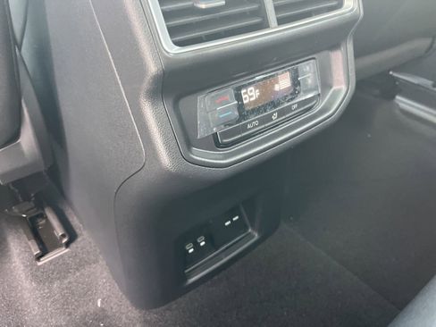 New 2026 Volkswagen Atlas SE FWD image 29