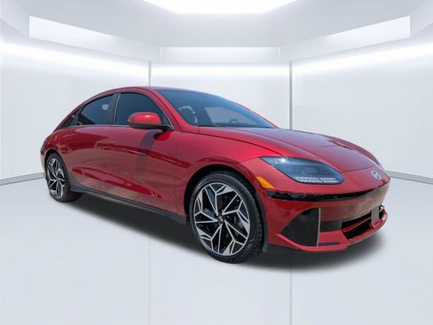 Certified 2025 Hyundai Ioniq 6 SEL RWD image 2