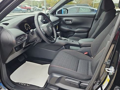 Used 2026 Honda HR-V Sport image 7