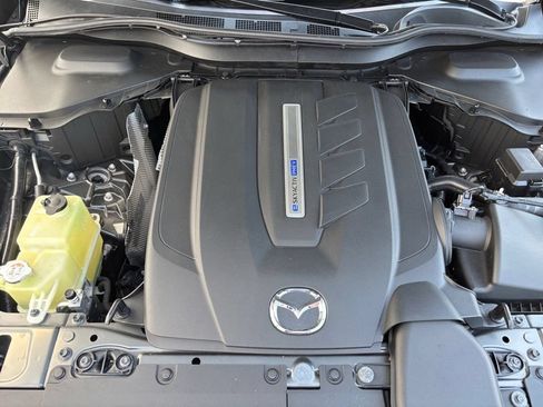 Used 2024 MAZDA CX-90 Plug-In Hybrid w/ Preferred AWD/4WD image 10