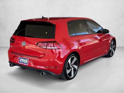 Used 2020 Volkswagen GTI SE FWD image 6
