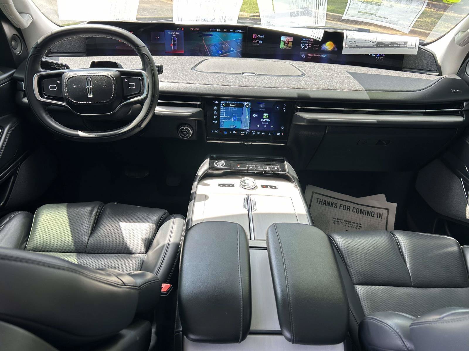 Certified 2025 Lincoln Navigator Reserve AWD/4WD image 19