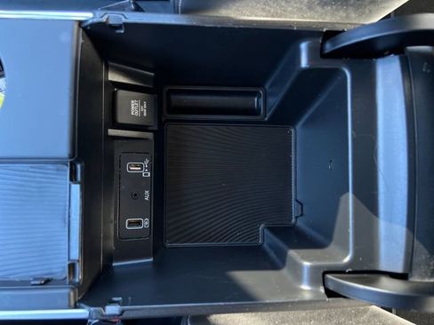 Used 2023 Acura TLX w/ Technology Package image 27