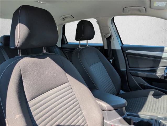 Used 2025 Volkswagen Jetta S FWD image 22
