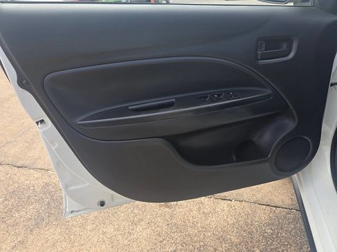 Used 2019 Mitsubishi Mirage ES image 18