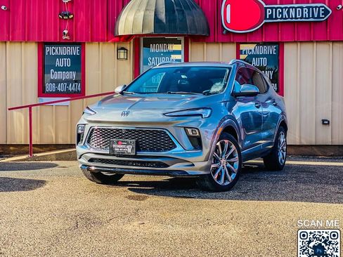 Used 2024 Buick Encore GX Avenir w/ Avenir Technology Package AWD/4WD image 2