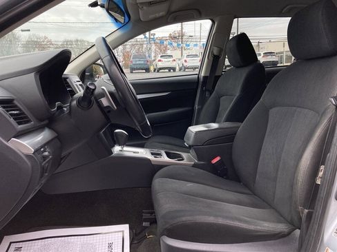 Used 2014 Subaru Outback 2.5i Premium image 10