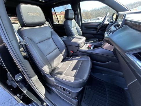 Used 2022 Chevrolet Tahoe High Country AWD/4WD image 29