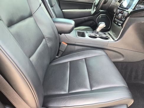 Used 2020 Jeep Grand Cherokee High Altitude RWD image 22