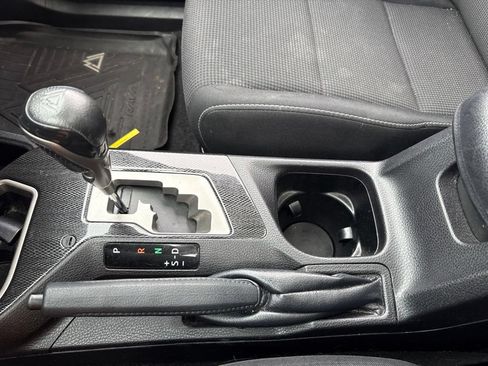 Used 2018 Toyota RAV4 Adventure AWD/4WD image 26