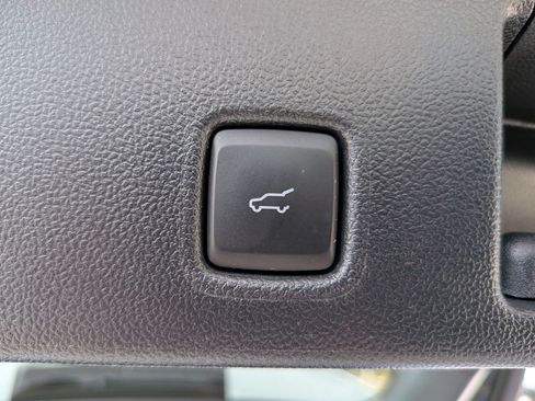 Used 2023 Ford Escape ST-Line w/ Equipment Group 301A FWD image 32