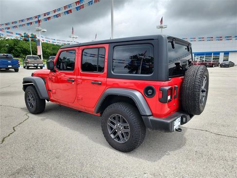 Used 2023 Jeep Wrangler Sport image 3