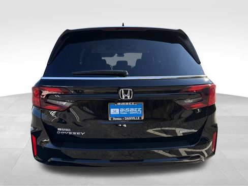 New 2026 Honda Odyssey Touring image 6