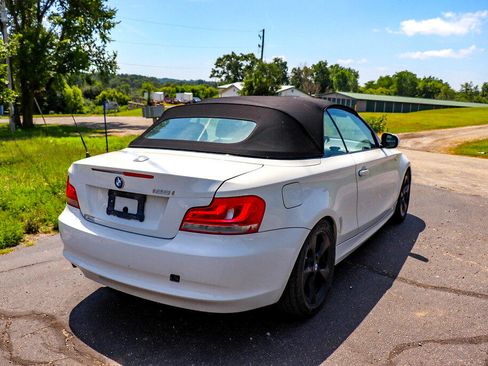 Used 2012 BMW 128i Convertible image 3