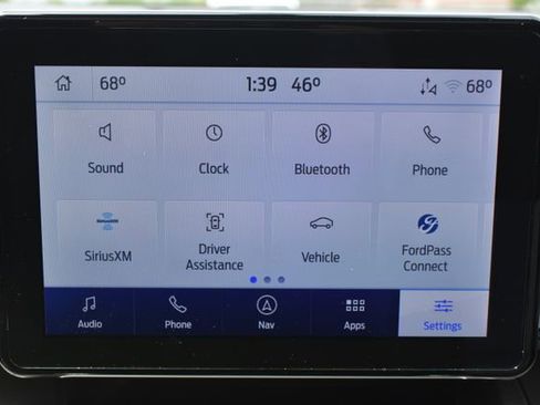 Used 2022 Ford Explorer XLT w/ Equipment Group 202A AWD/4WD image 29