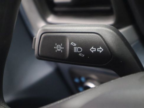 New 2025 Ford Maverick XL image 18