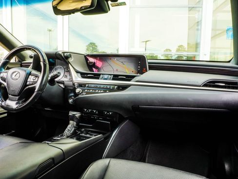 Used 2021 Lexus ES 350 w/ Premium Package FWD image 17