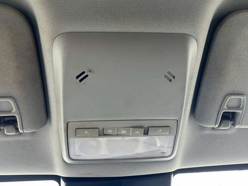 Used 2018 Chevrolet Trax LT w/ LT Convenience Package image 34