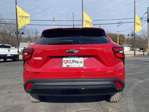 New 2026 Chevrolet Trax RS w/ Driver Confidence Package image 7